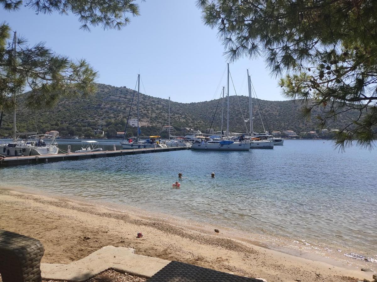 Apartman Portorus Lastovo Luaran gambar